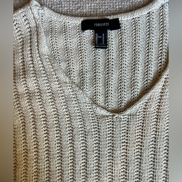 Forever 21 Ribbed Cropped Sweater - Picture 7 of 7